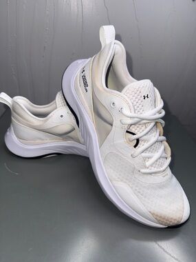 Under Armour HOVR Omnia training shoes